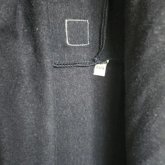 Sinewmoon Strange Shadows Cardigan - Picture 2 of 3